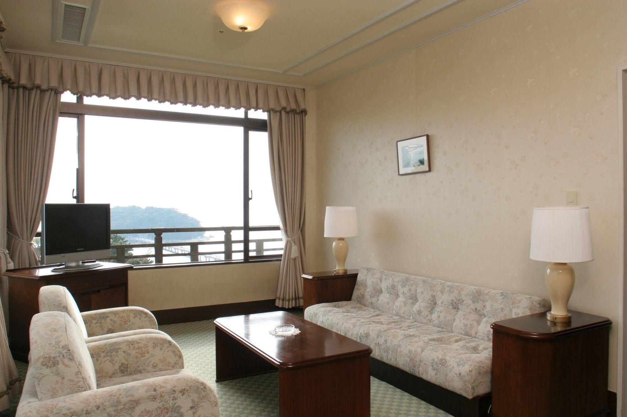 Gamagori Classic Hotel Exterior foto